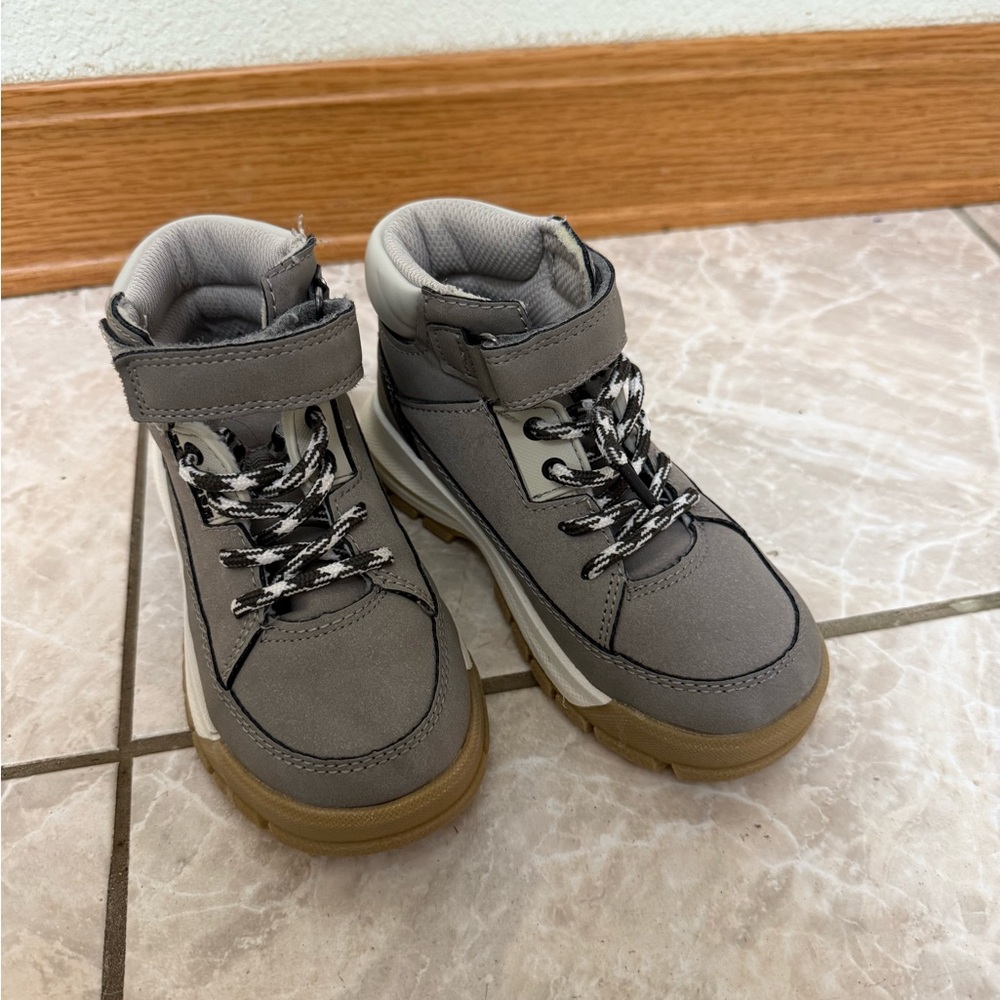 OshKosh B'gosh Gray and Brown Boots with Padded Ankle Collar